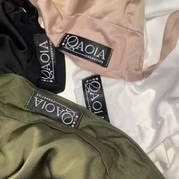 bonnet soie de satin